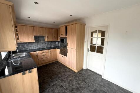 kitchen 2.jpg