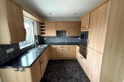 kitchen 3.jpg