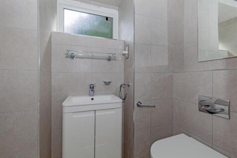 Shower Room-1.jpg
