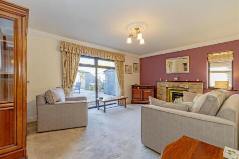 Reception Room-1.jpg