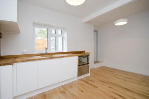 Kitchen/Living Area