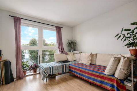Living Area View 4