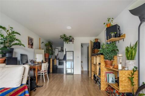 Living Area/Kitchen