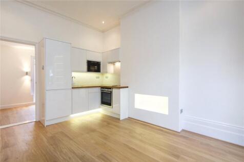 Living Room/Kitchen