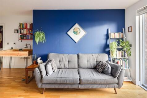 Living Area View 4