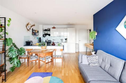 Living Area/Kitchen