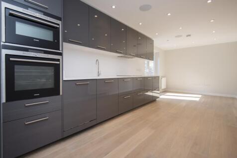 Reception/Kitchen