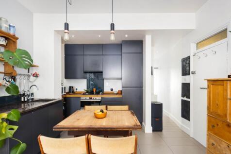 Kitchen Reception