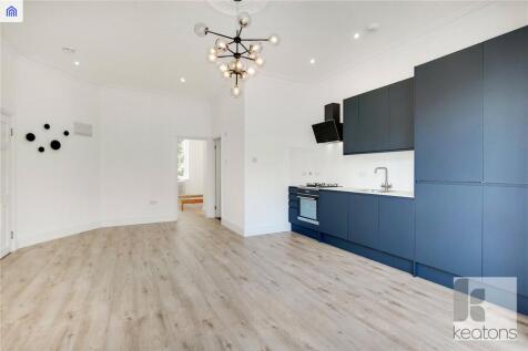 Living Room/Kitchen