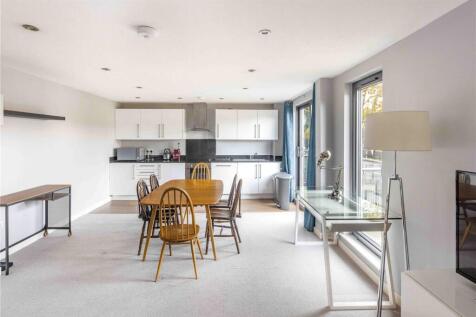 Living Room/Kitchen
