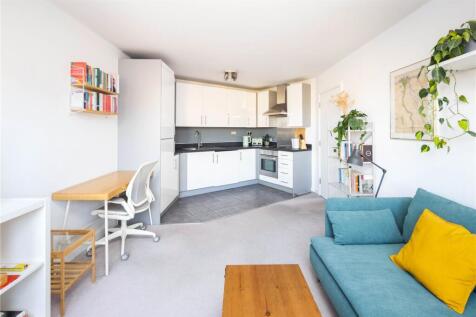 Reception/Kitchen