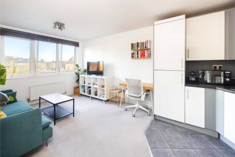 Reception/Kitchen