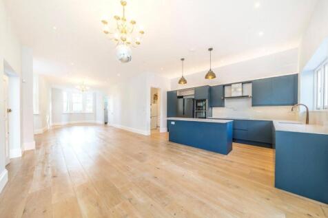 Kitchen/Reception
