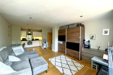 Living / Dining Room