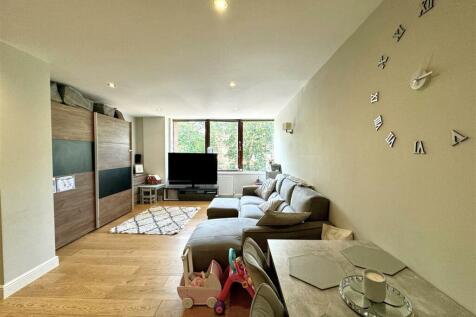 Living / Dining Room