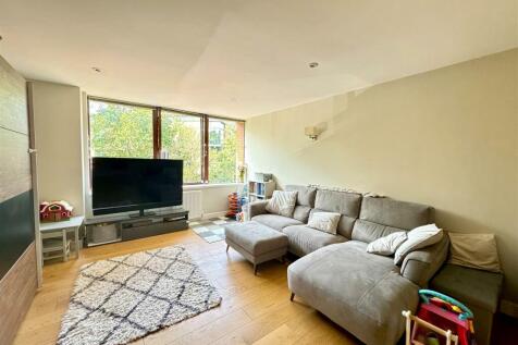 Living / Dining Room
