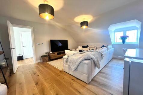 Kitchen / Living / Dining