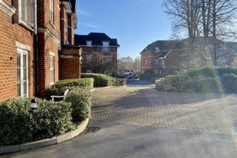 Bramshott Place