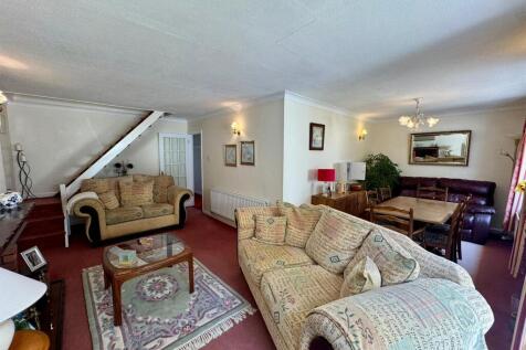 Kitchen/Living Room