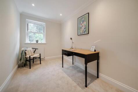 Study/Bedroom 4
