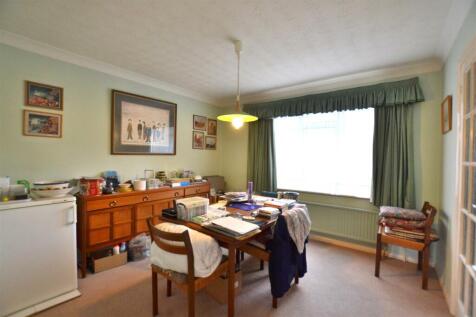 Dining Room.JPG