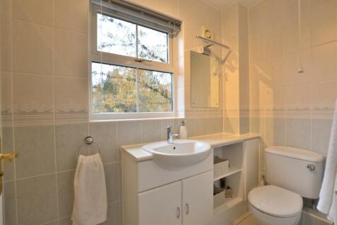 En-Suite .JPG