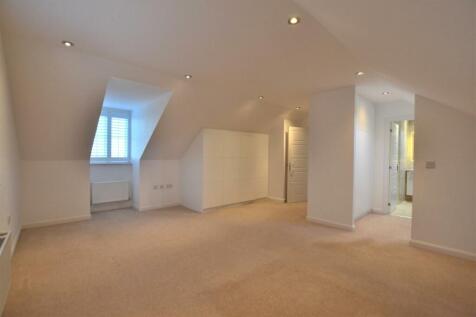 Bedroom One 1.JPG