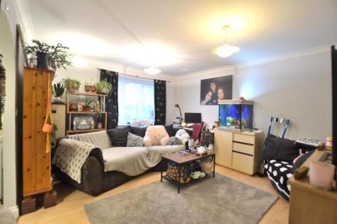 Living Room.JPG