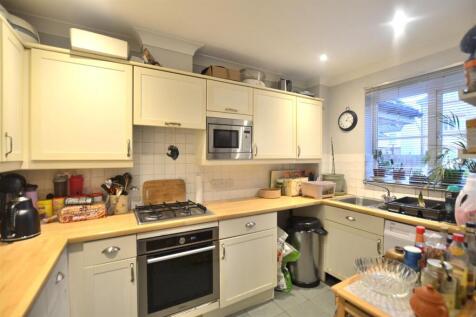 Kitchen.JPG