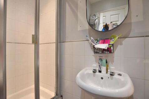 En-Suite .JPG