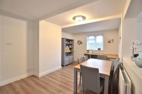 Dining Room.JPG