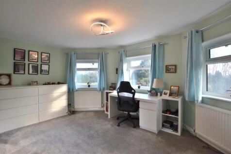 Bedroom One Dressing Room.JPG