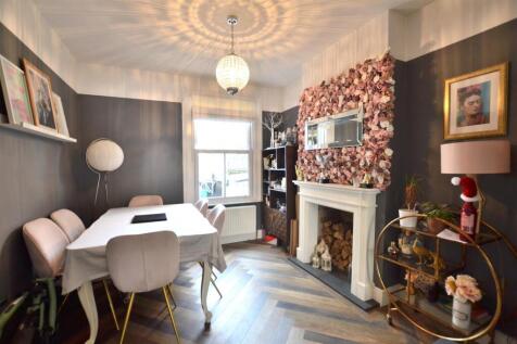 Dining Room.JPG