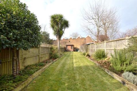 Garden 1.JPG