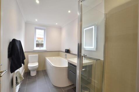 En Suite, Shower Room.JPG