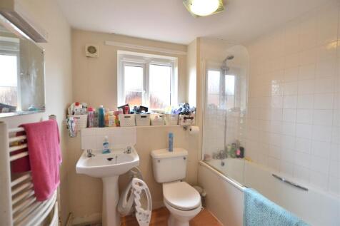 Family Bathroom.JPG