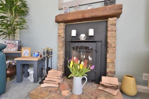 Fireplace.JPG