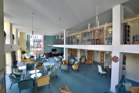 Communal Lounge.JPG