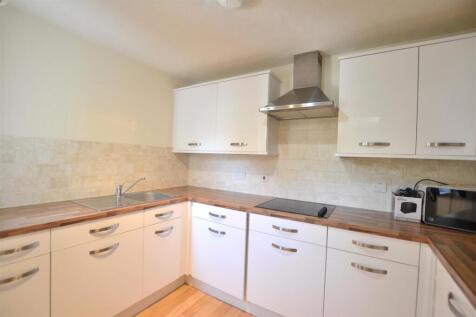 Kitchen.JPG