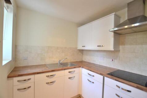 Kitchen 1.JPG