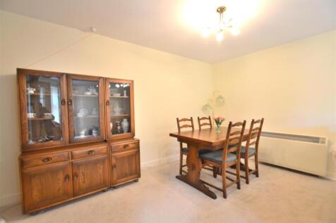 Dining room.JPG