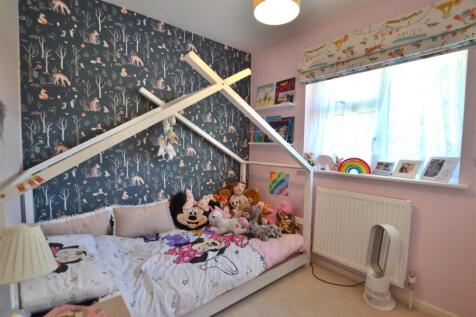 Bedroom 3 .JPG