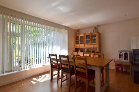 Diningroom.JPG