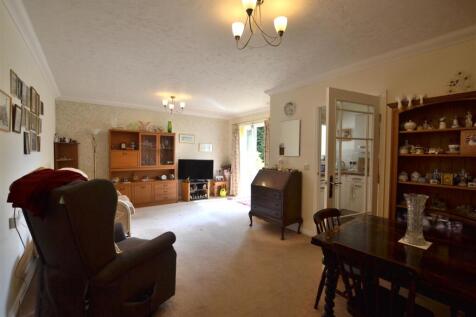 Living Room.JPG