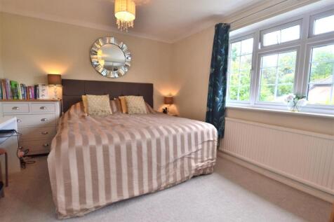 new bedroom.JPG
