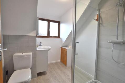 Shower Room.JPG