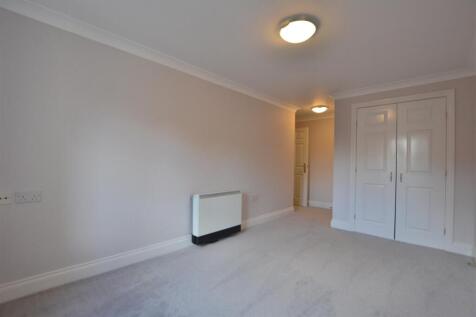 Bedroom 1.2.JPG
