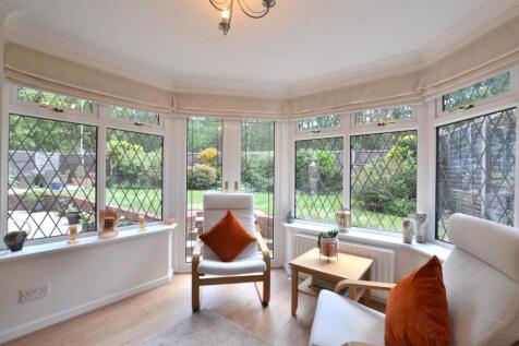 Dining Room 2.JPG