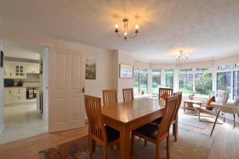 Dining Room.JPG