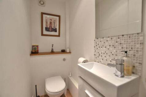 Cloakroom.JPG